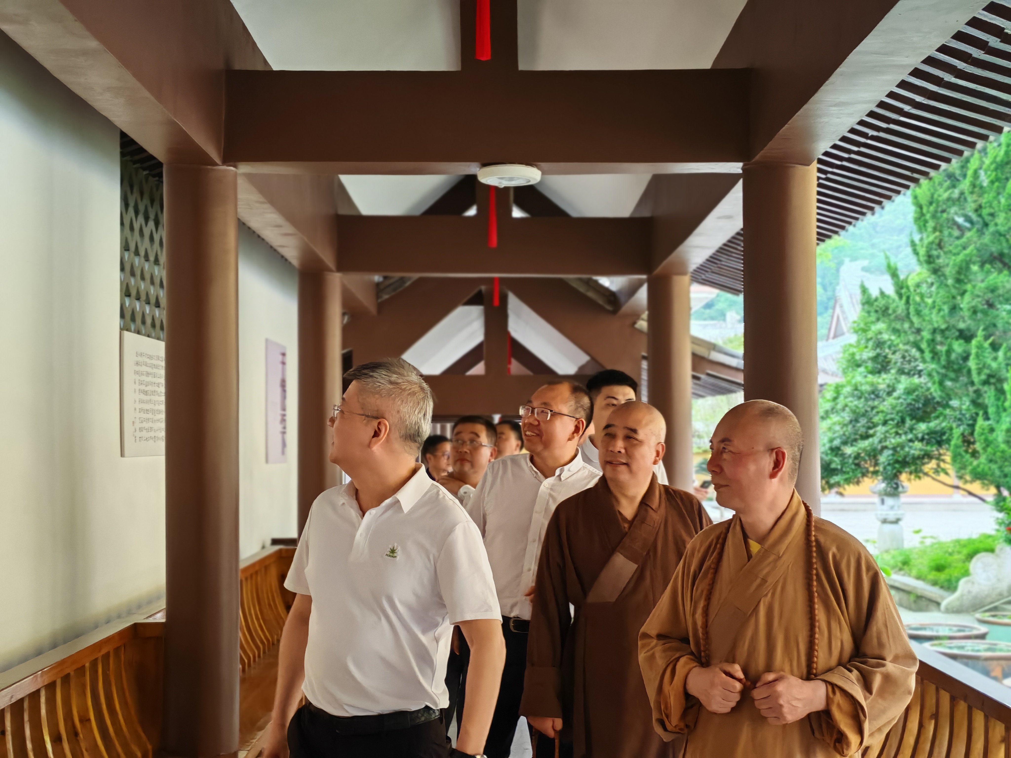 温州市委常委、统战部部长汪驰一行来雁荡山能仁寺调研(图7)